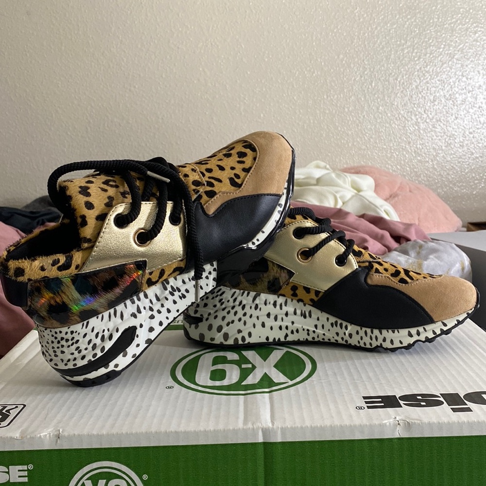 Steve Madden animal print shoes